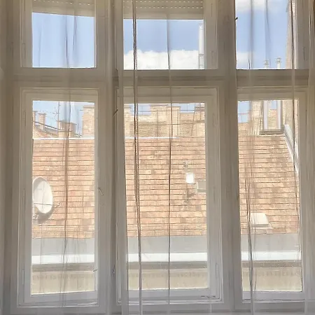 Rákóczi 1274 I 3br I Free Parking Iself Check-in Appartamento *