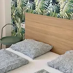 Rakoczi 1274 Residence - 1 Free Parking - Self Check-In Apartament *