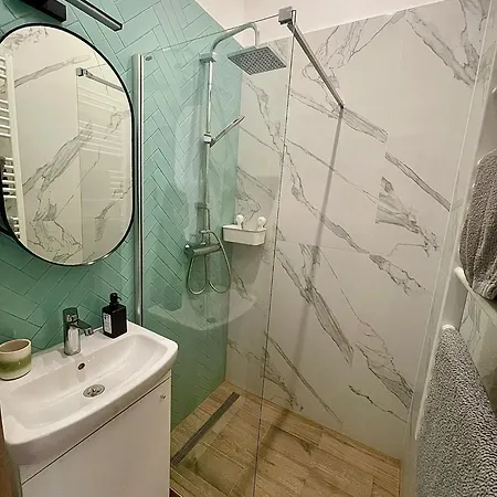Apartamento Rákóczi 1274 - 1 Free Parking - Self Chkn *