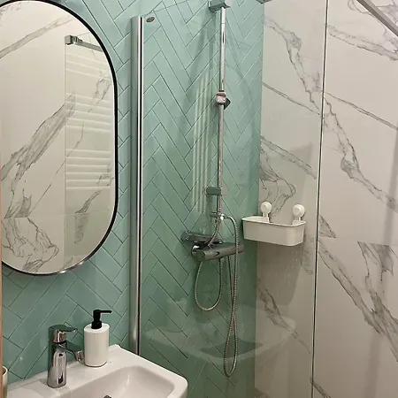 Apartamento Rákóczi 1274 - 1 Free Parking - Self Chkn Budapest